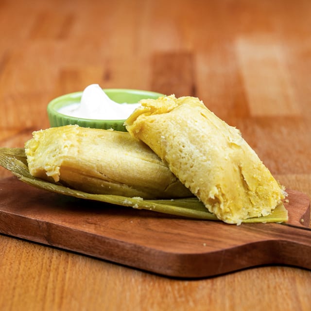 Tamal De Elote Con Crema (Suave O Frito).