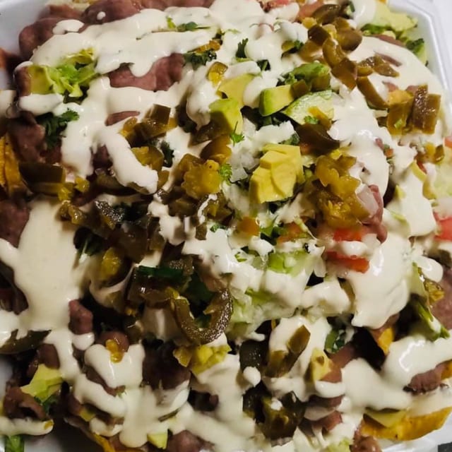 Nachos Las Comadres.